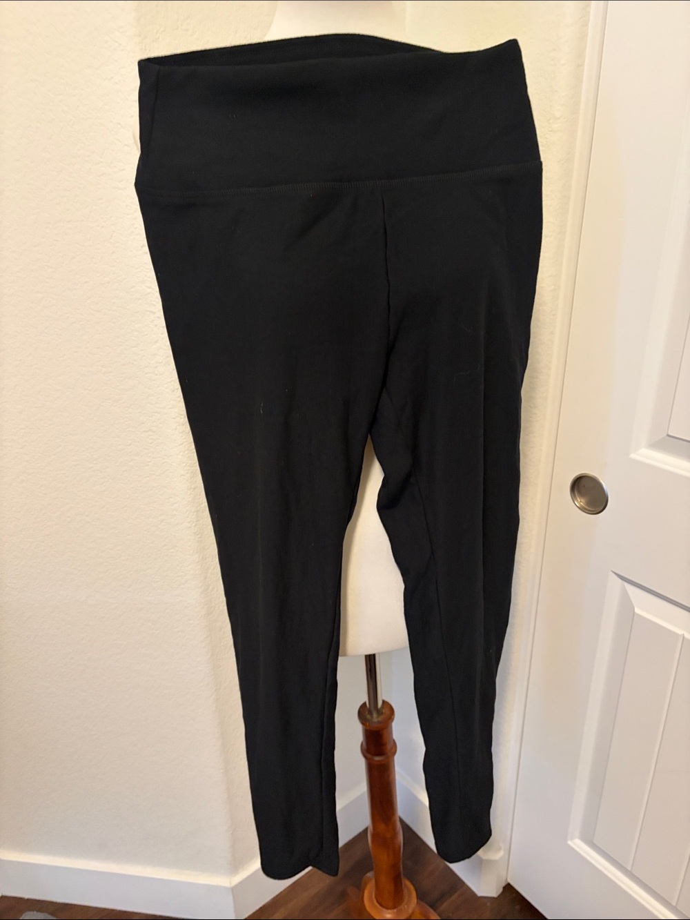 Orvis Black High-Waist Leggings